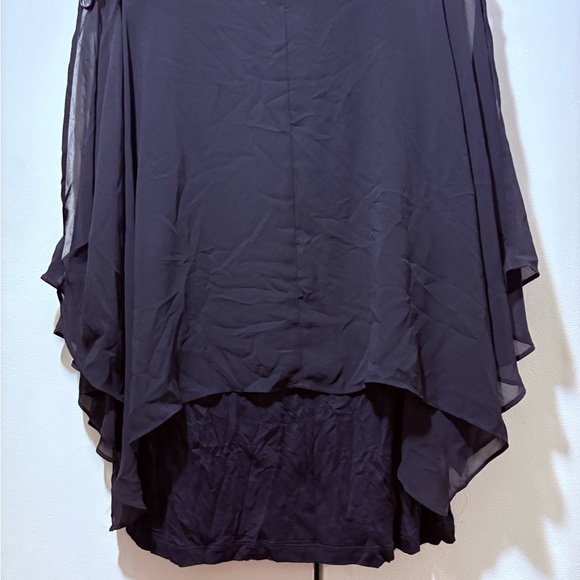 Elegant Black Sheer Layered Top - Picture 5 of 6